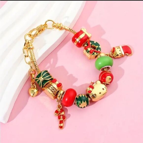 Hello Kitty Gold Plated Christmas Charm Bracelet NEW - Picture 3 of 4